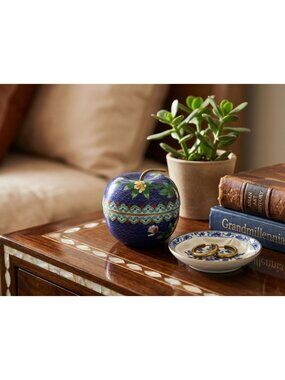 Vintage Chinese Cloisonné Enamel Blue Floral Apple Trinket Ring Box